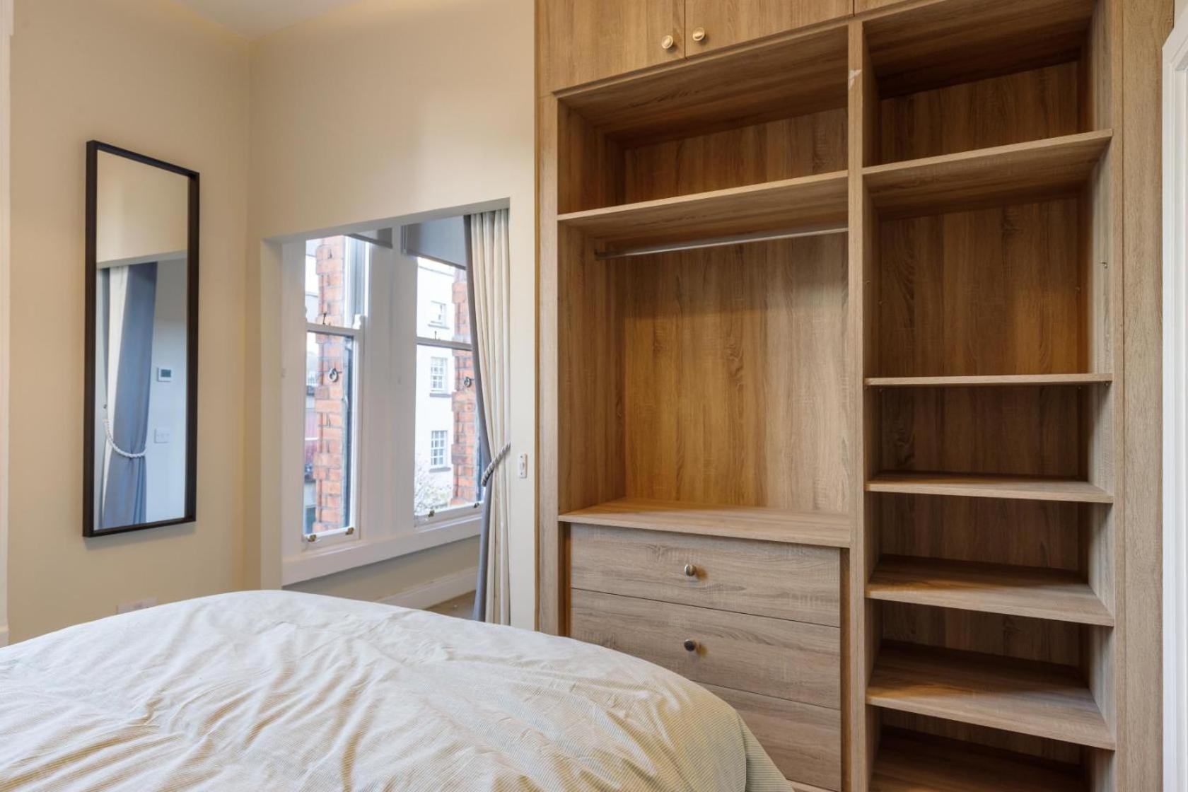Dublin Castle Suites Bagian luar foto